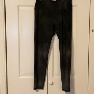 Calia cropped leggings with shimmer finish